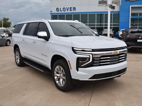New 2026 Chevrolet Suburban Premier image 1