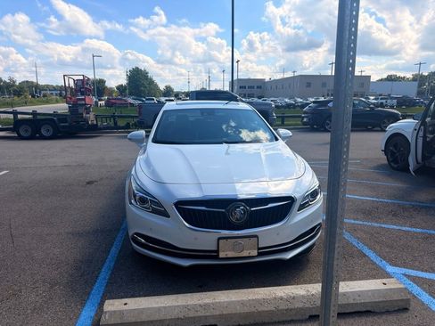 Used 2017 Buick LaCrosse Premium w/ Driver Confidence Package #2 FWD image 4