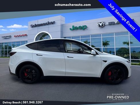 Used 2026 Tesla Model Y AWD image 8