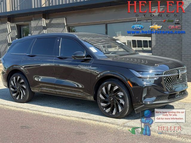 Used 2024 Lincoln Nautilus Reserve w/ Jet Appearance Package (87T) AWD/4WD image 1