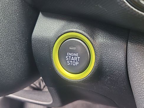 Used 2018 Hyundai Kona Limited image 14