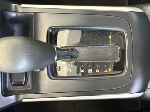 Used 2019 Nissan Sentra S FWD image 32