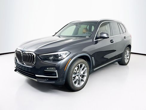 Used 2021 BMW X5 sDrive40i w/ Premium Package RWD image 3