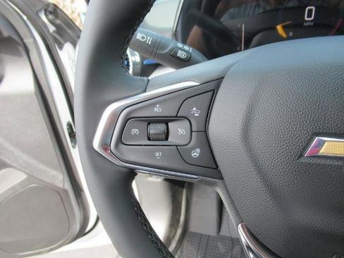 New 2025 Chevrolet Trax LT w/ Driver Confidence Package image 18