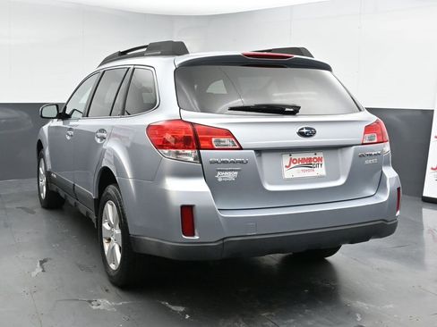 Used 2012 Subaru Outback 2.5i Premium image 6