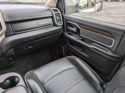 Used 2022 RAM 2500 Laramie image 15