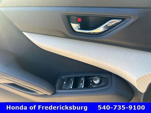 Used 2019 Subaru Ascent Premium image 31