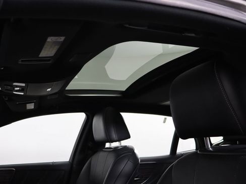 Used 2019 Lexus LS 500 AWD w/ Accessory Package (Z2) image 25