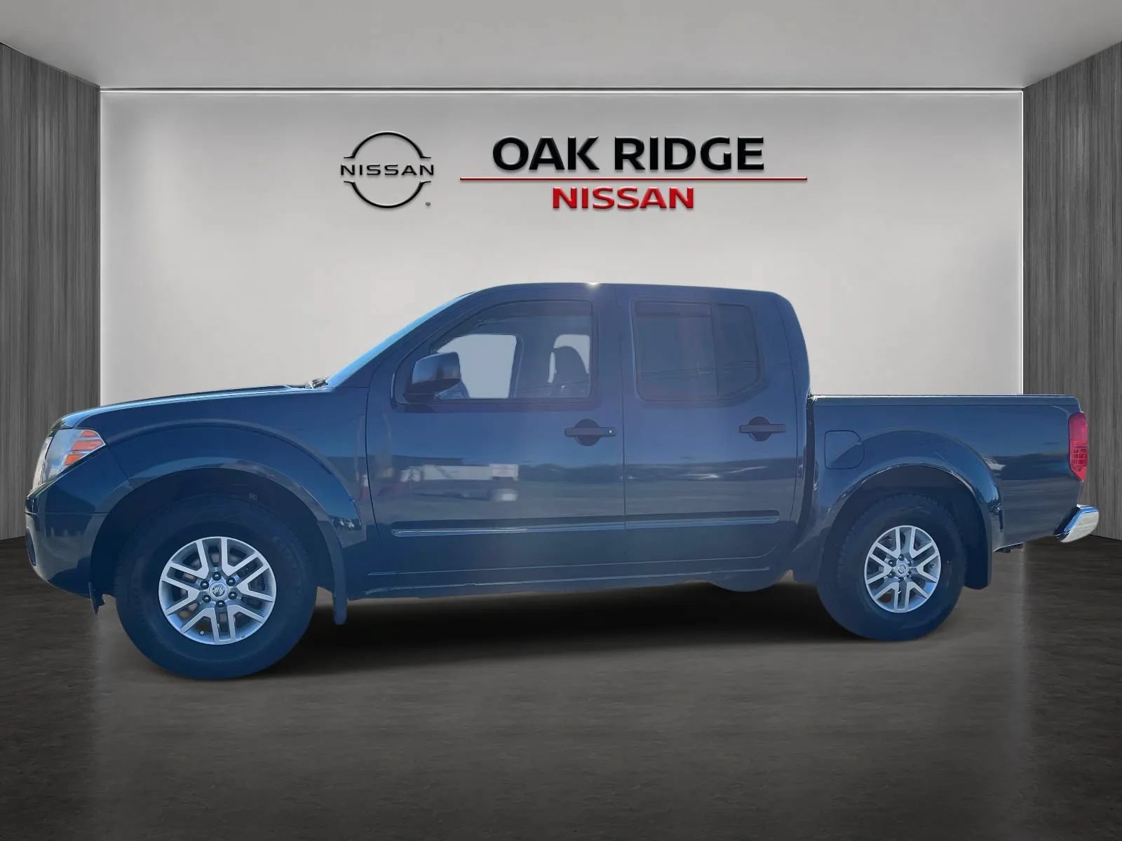Used 2019 Nissan Frontier SV w/ Value Truck Package RWD image 6