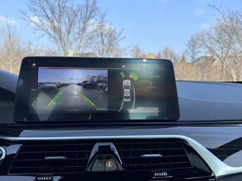 Certified 2022 BMW 530i xDrive 530i xDrive w/ Premium Package image 7