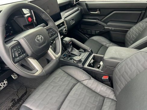 Used 2024 Toyota Tacoma TRD Sport w/ TRD Sport Premium Package image 7