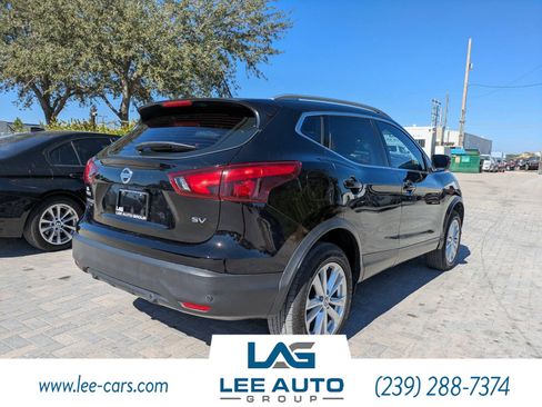 Used 2019 Nissan Rogue Sport SV image 3