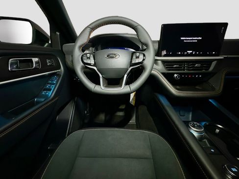 New 2026 Ford Explorer Tremor AWD/4WD image 28