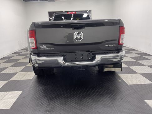 Used 2024 RAM 3500 Big Horn image 3