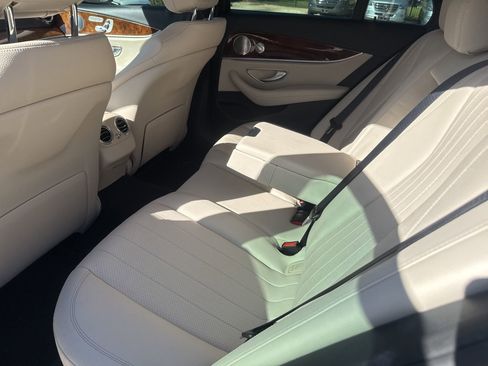 Used 2018 Mercedes-Benz E 300 image 10