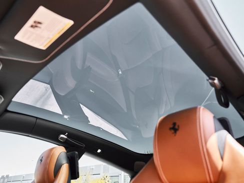 Used 2018 Ferrari GTC4Lusso image 51