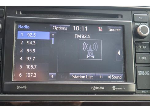 Used 2018 Toyota Sequoia Platinum image 29