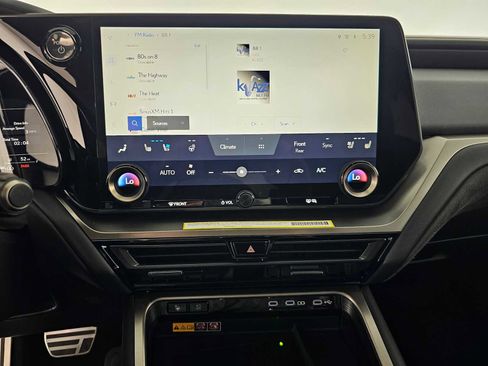Certified 2024 Lexus TX 500h AWD w/ Technology Package image 28