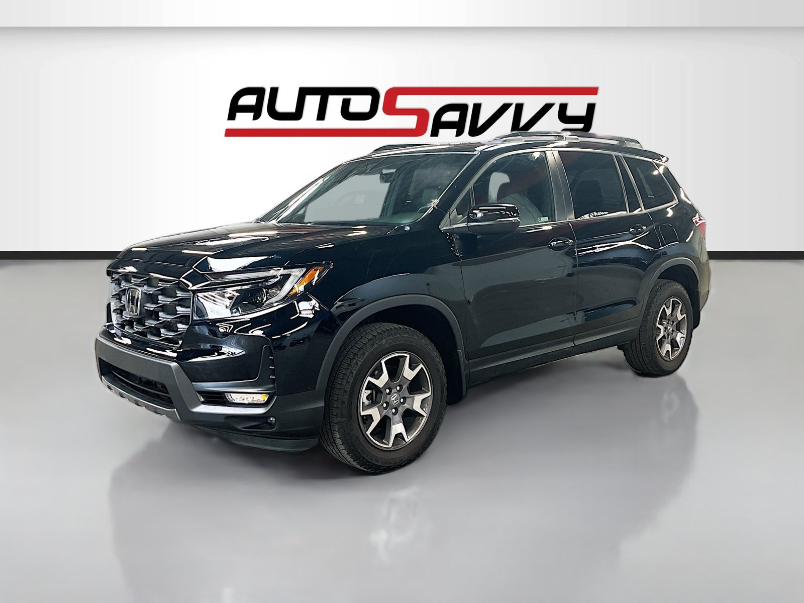 Used 2023 Honda Passport TrailSport image 3