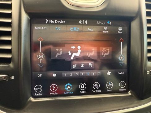 Used 2019 Chrysler 300 Limited RWD image 49
