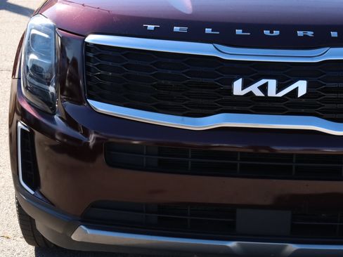 Used 2022 Kia Telluride EX w/ EX Premium Package image 14