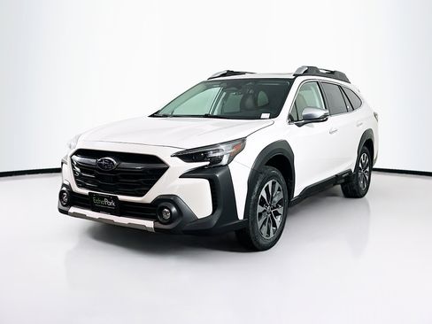 Used 2024 Subaru Outback Touring XT image 3
