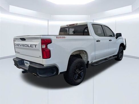 Used 2021 Chevrolet Silverado 1500 LT Trail Boss w/ Convenience Package II AWD/4WD image 4