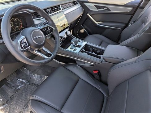New 2026 Jaguar F-PACE R-Dynamic S image 19