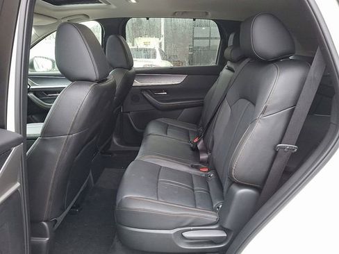 Certified 2025 MAZDA CX-70 3.3 Turbo w/ Premium Package image 11