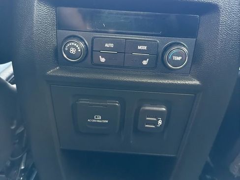 Used 2019 Chevrolet Traverse Premier AWD/4WD image 33