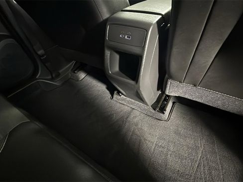 Certified 2024 Chevrolet Trax LT w/ Sunroof Package image 29