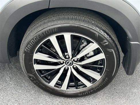 Used 2025 Nissan Pathfinder Platinum w/ Cargo Package image 14