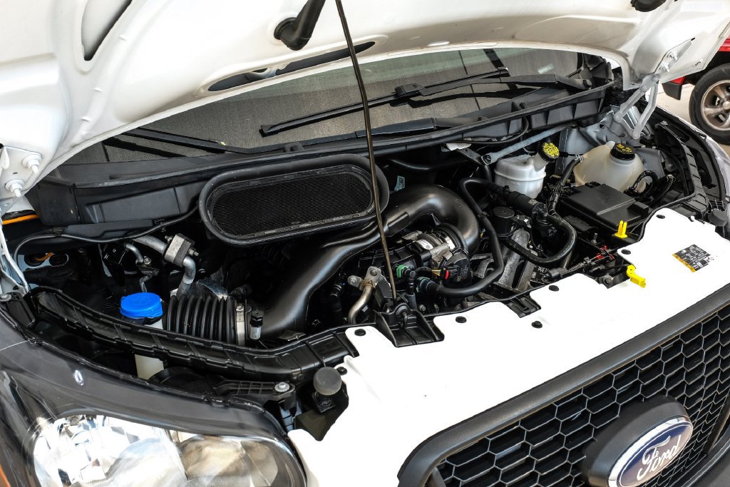 Used 2023 Ford Transit 250 Medium Roof AWD image 45