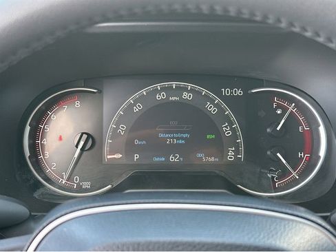 Used 2025 Toyota RAV4 XLE Premium image 35