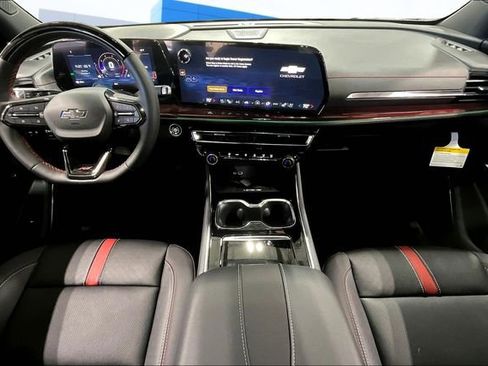 New 2026 Chevrolet Traverse RS FWD image 5