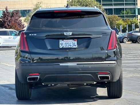 Used 2023 Cadillac XT5 Premium Luxury w/ Technology Package FWD image 5