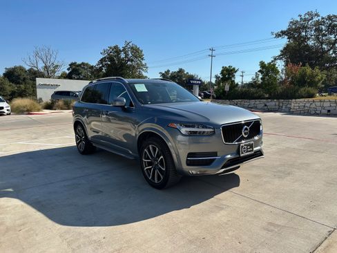 Used 2018 Volvo XC90 T5 Momentum w/ Convenience Package image 7