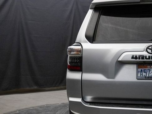 Used 2019 Toyota 4Runner SR5 image 12