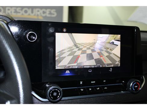 Used 2023 Chevrolet Colorado W/T image 31