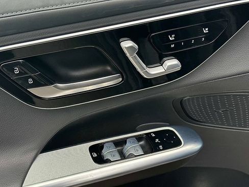 Certified 2025 Mercedes-Benz GLC 300 4MATIC image 16