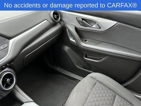 Used 2022 Chevrolet Blazer LT image 28