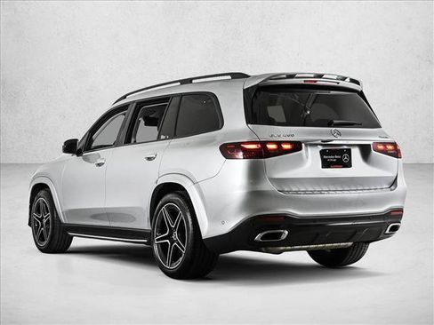 Certified 2026 Mercedes-Benz GLS 450 4MATIC image 8
