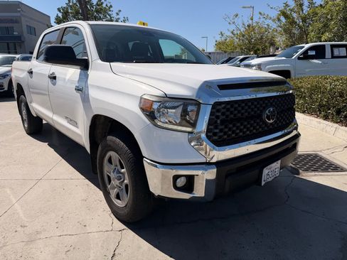 Used 2021 Toyota Tundra SR5 AWD/4WD image 7