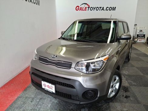 Used 2018 Kia Soul w/ Option Group 020 image 2