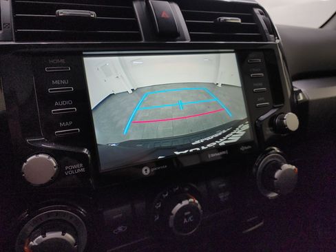 Used 2020 Toyota 4Runner Venture image 16