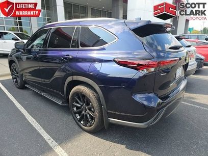 Used 2024 Toyota Highlander Limited