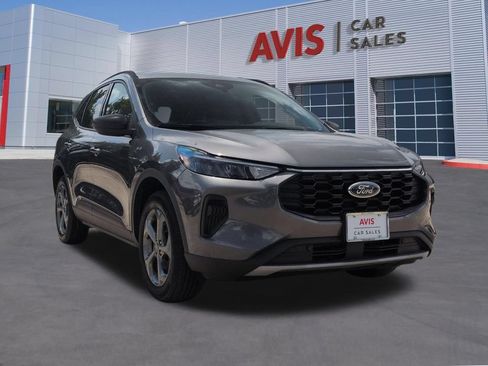 Used 2025 Ford Escape ST-Line AWD/4WD image 3