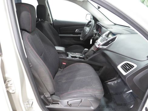 Used 2015 GMC Terrain SLE FWD image 10