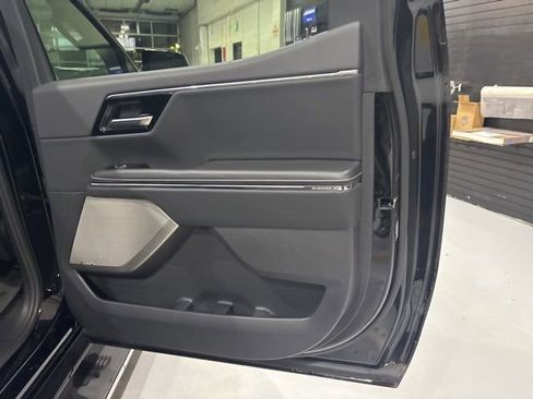 Certified 2025 GMC Sierra EV Denali image 33