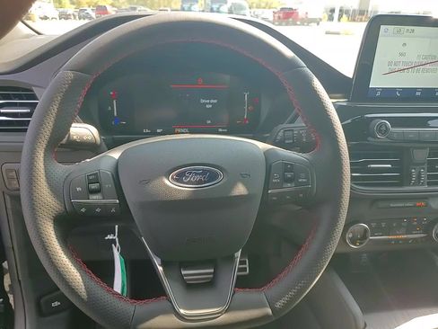 Used 2024 Ford Escape ST-Line w/ Equipment Group 301A image 24